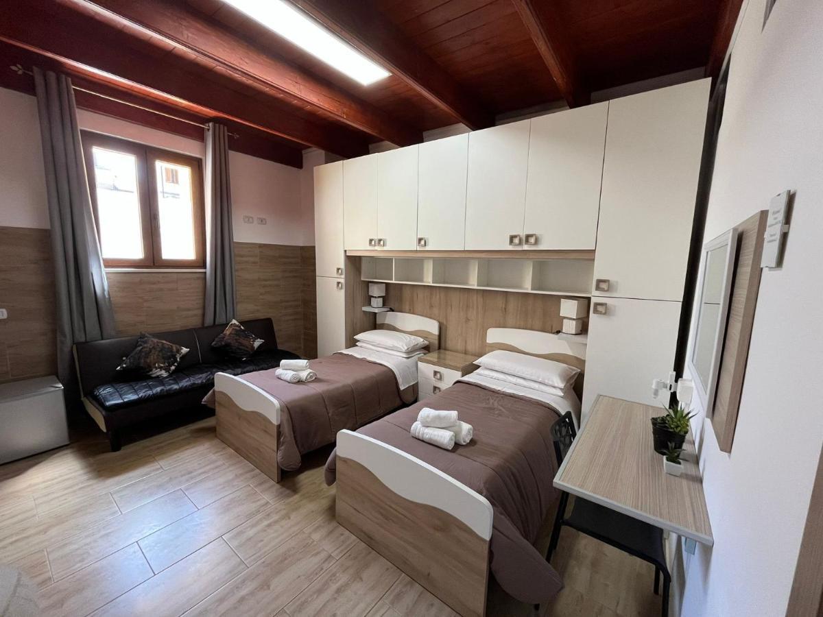 Affittacamere Vicino Al Porto ปอร์โตตอร์เรส ภายนอก รูปภาพ
