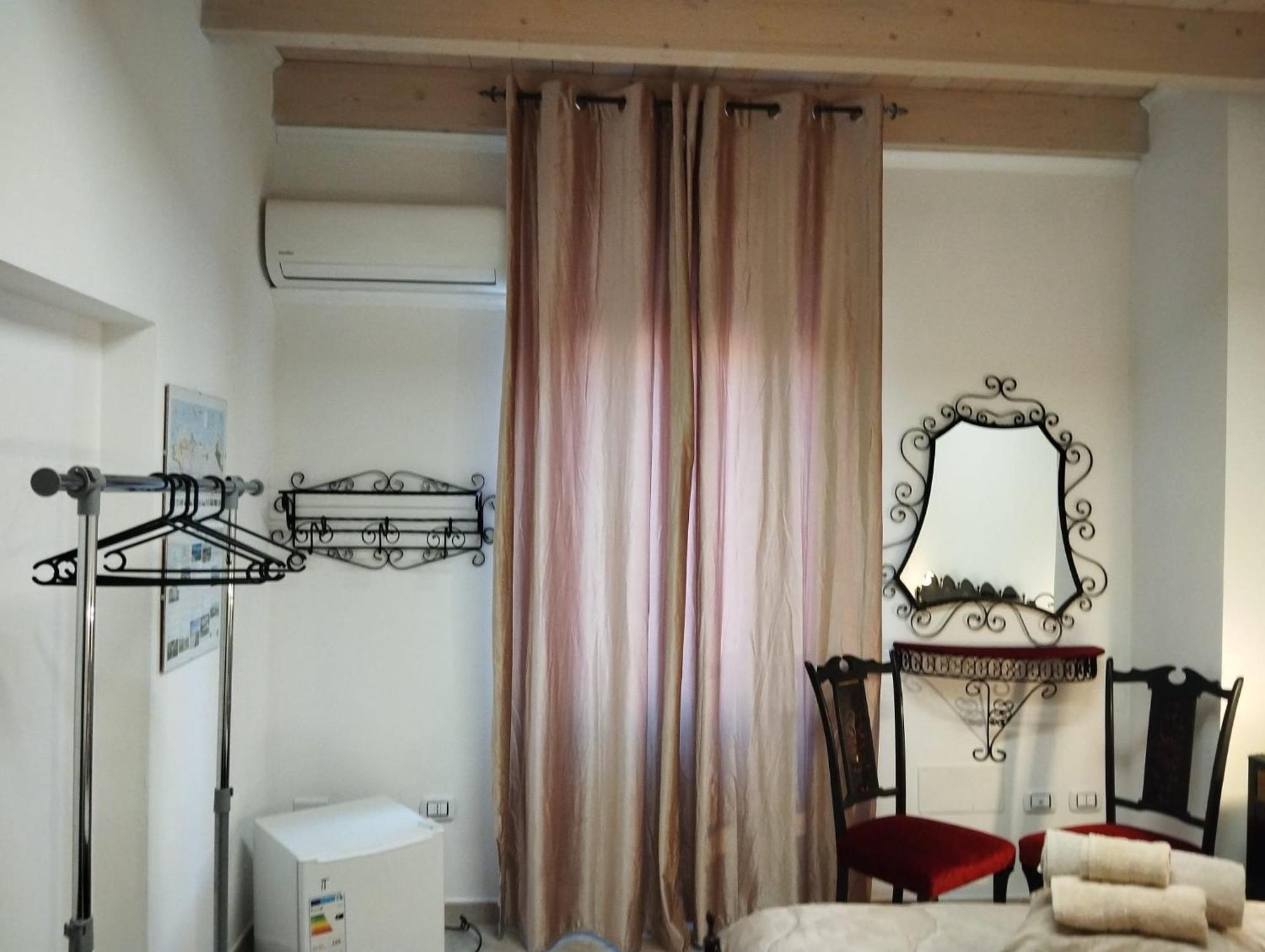 Affittacamere Vicino Al Porto ปอร์โตตอร์เรส ภายนอก รูปภาพ